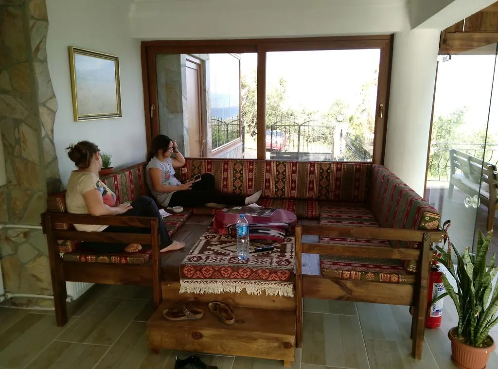 Gokyuzu Hotel Edremit  Türkiye